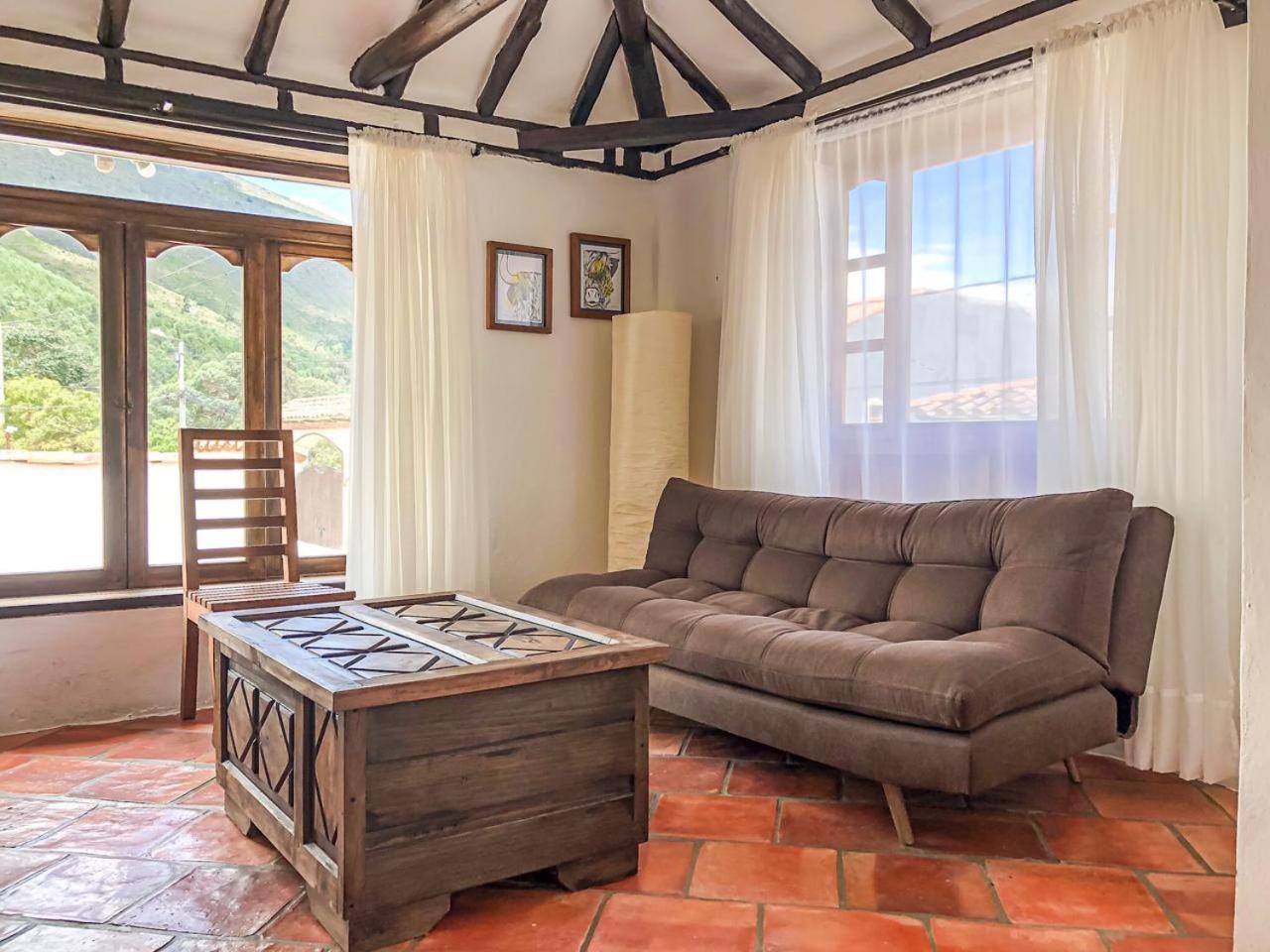 Casa De Las Materas Вилья-де-Лейва Номер фото